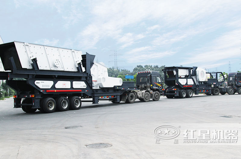 移動式破碎站發(fā)貨現(xiàn)場 移動式破碎站發(fā)貨現(xiàn)場