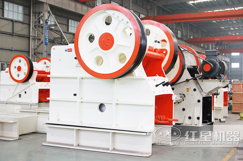 PE-250×400顎式破碎機，排料口調整20-60mm