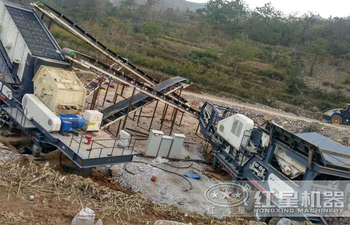 移動鄂式破碎機+反擊式破碎機+振動篩組合，產量大，出料范圍可調
