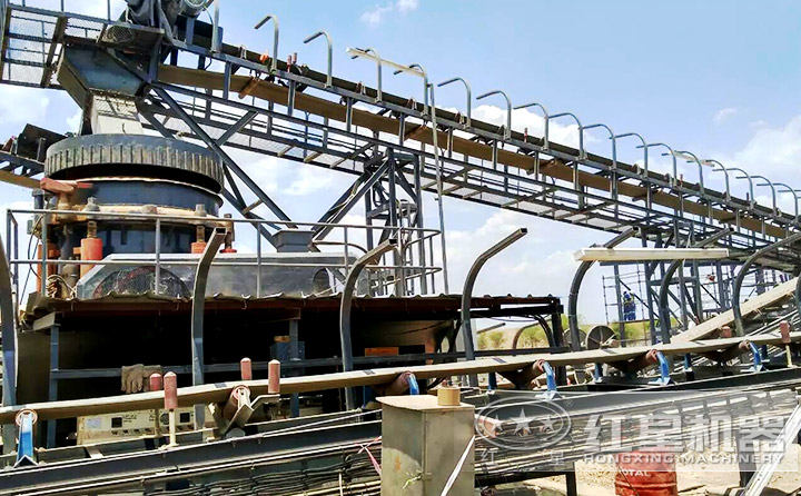 使用了2年依然穩(wěn)定運(yùn)行的月產(chǎn)6-7萬噸機(jī)制砂生產(chǎn)線