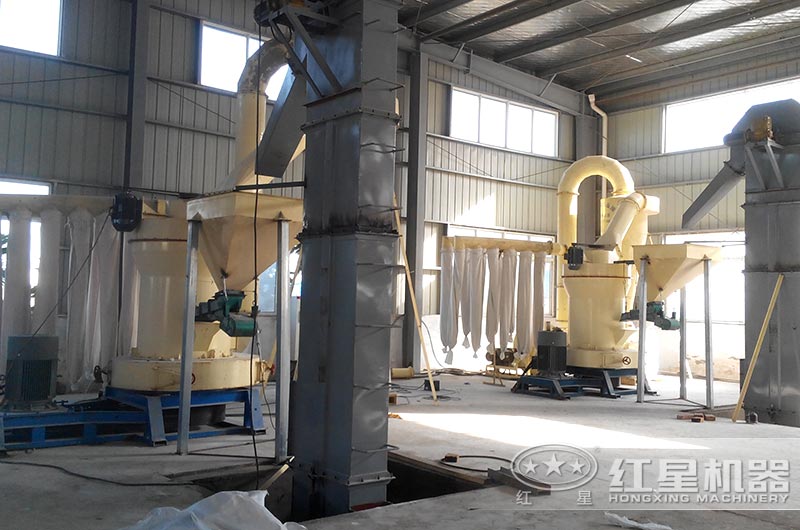 HGM德版超細(xì)磨粉機(jī)作業(yè)現(xiàn)場 HGM德版超細(xì)磨粉機(jī)作業(yè)現(xiàn)場