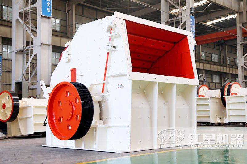 反擊式石子粉碎機(jī)圖片，出料粒形呈立方體狀