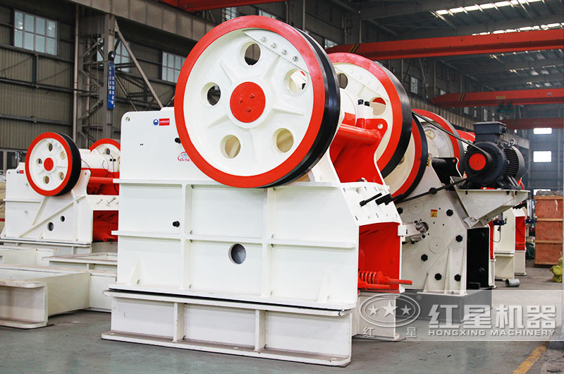 鄂式破碎機,礦山粗碎進料口大,產(chǎn)量高 鄂式破碎機,礦山粗碎進料口大,產(chǎn)量高