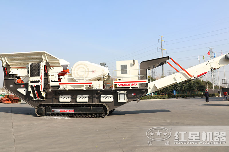 流動碎石機械設備圖片，履帶式