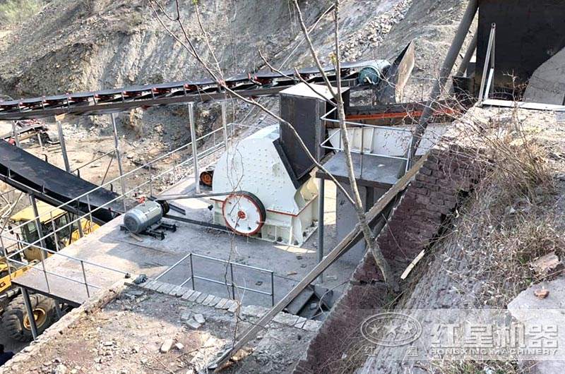 日產(chǎn)3000噸青石破碎制砂生產(chǎn)線(xiàn):重錘破 日產(chǎn)3000噸青石破碎制砂生產(chǎn)線(xiàn):重錘破