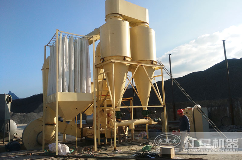 江蘇客戶歐版磨粉機工作現場 江蘇客戶歐版磨粉機工作現場