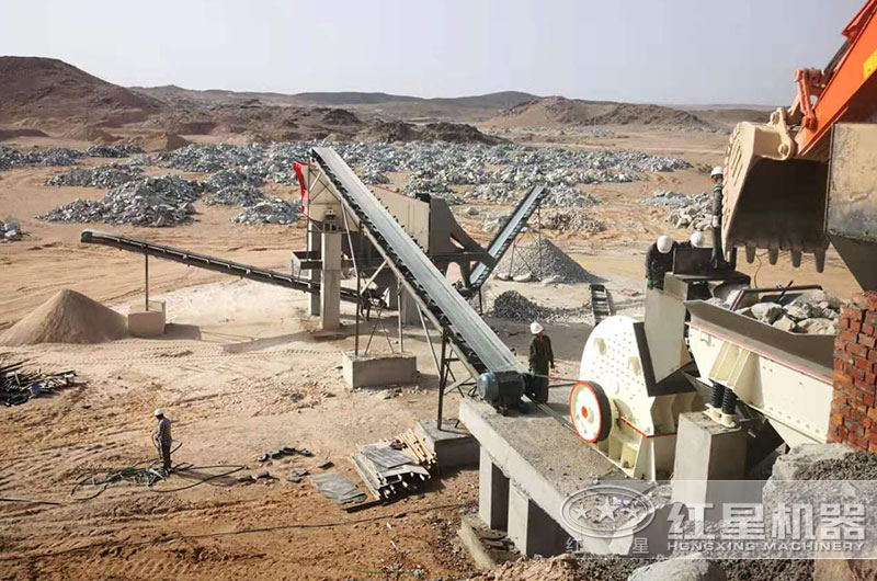 廣西石子生產(chǎn)現(xiàn)場(chǎng)_重錘式破碎機(jī) 廣西石子生產(chǎn)現(xiàn)場(chǎng)_重錘式破碎機(jī)