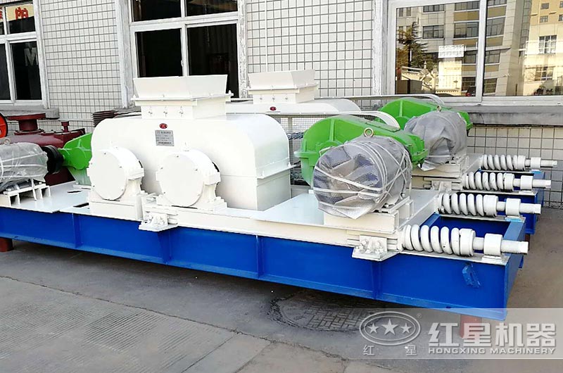 對輥機設備圖片 對輥機設備圖片