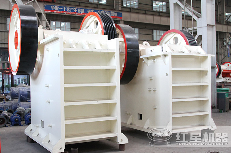 57破碎機(jī)車間實(shí)拍圖片 57破碎機(jī)車間實(shí)拍圖片