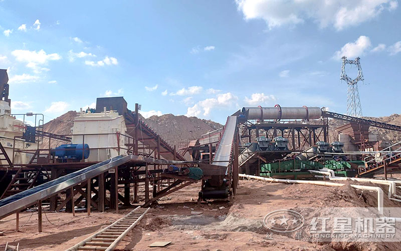 固定式建筑垃圾粉碎設(shè)備現(xiàn)場(chǎng) 固定式建筑垃圾粉碎設(shè)備現(xiàn)場(chǎng)