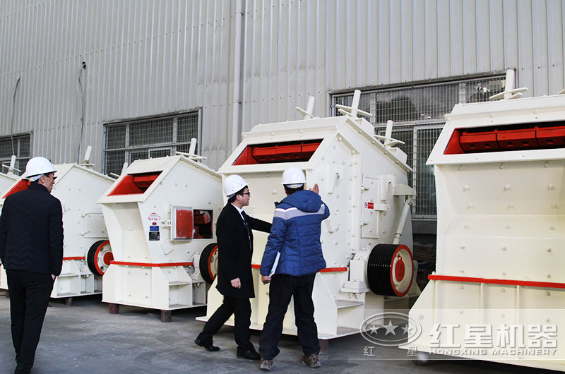 客戶來廠參觀反擊破 客戶來廠參觀反擊破