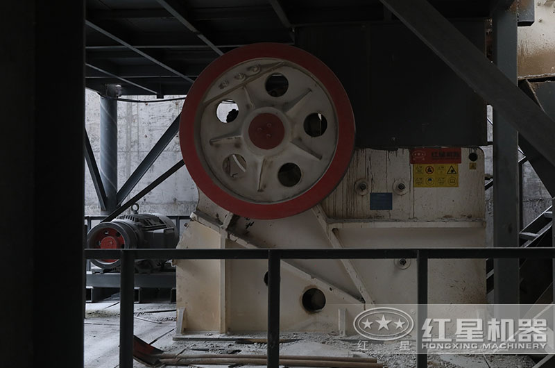 鄂破作業(yè)現(xiàn)場(chǎng) 鄂破作業(yè)現(xiàn)場(chǎng)