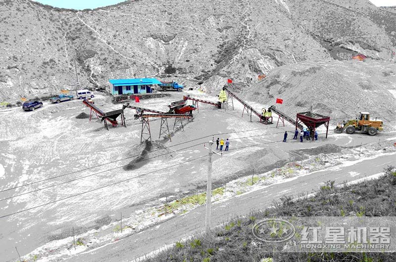 機制砂生產現(xiàn)場 機制砂生產現(xiàn)場