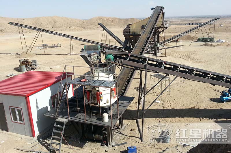 鵝卵石破碎現(xiàn)場(chǎng) 鵝卵石破碎現(xiàn)場(chǎng)