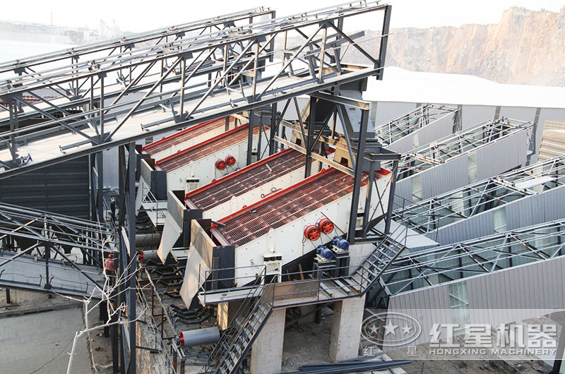 大型砂石分離加工安裝現(xiàn)場 大型砂石分離加工安裝現(xiàn)場